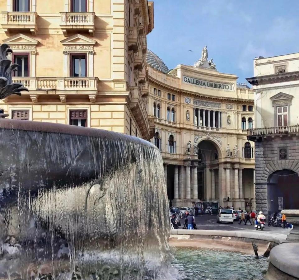 Napoli Flower'S Bed and Breakfast Exterior foto